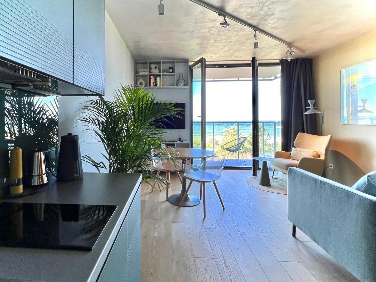Tuz Przy Plazy - Nowoczesny Apartament Z Tarasem I Pieknym Widokiem Na Baltyk Mielno  Luaran gambar