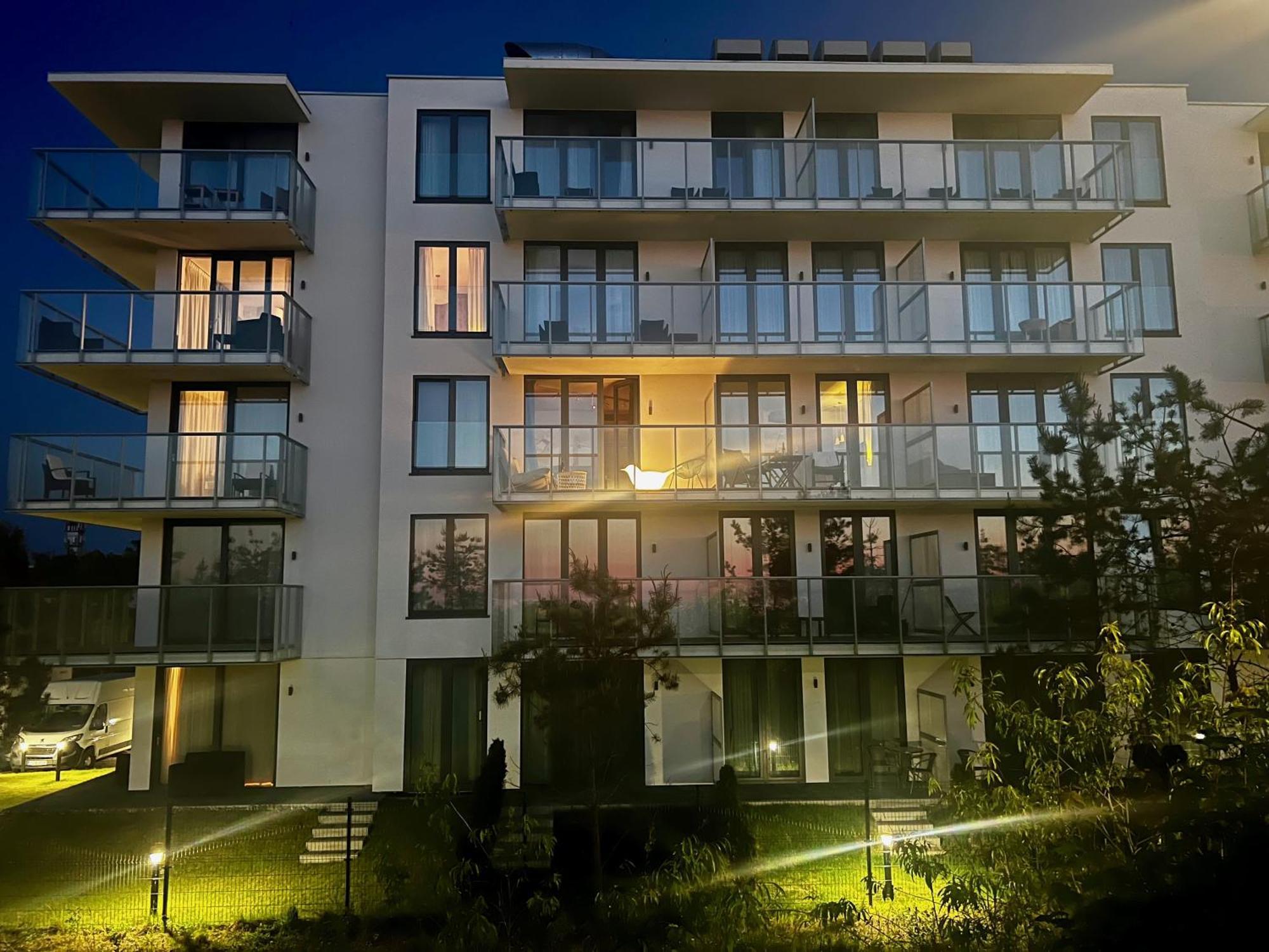Tuz Przy Plazy - Nowoczesny Apartament Z Tarasem I Pieknym Widokiem Na Baltyk Mielno  Luaran gambar